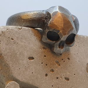 André Normann Memento Vivere Skull Ring | Norwegian Jewelry designer and goldsmith in Østfold Norway