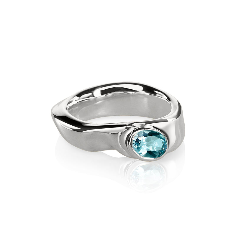 Vido Jewels - Kurg Silver Ring Rings - Norwegian Jewelry features artisan jewellery designers and goldsmiths from Norway. 